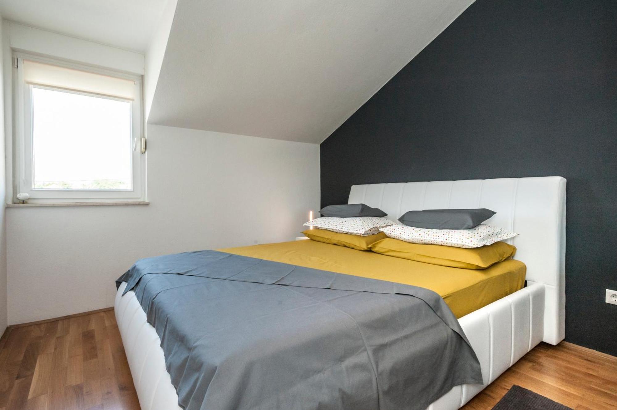 Apartment Tin Kaštela エクステリア 写真